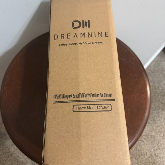 Dreamnine Fluffy Fur Navy Blue Throw, New in Box, 50" x 60" - Picture 2 of 3